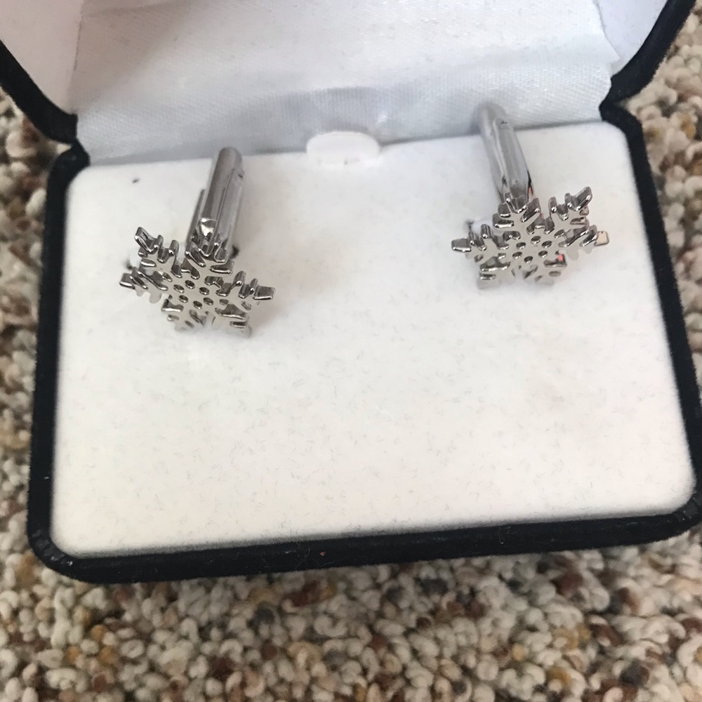 Cuff links